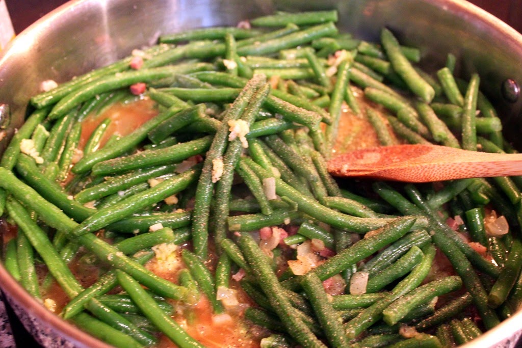 [Green-Beans--Garlic-and-Black-Pepper.jpg]