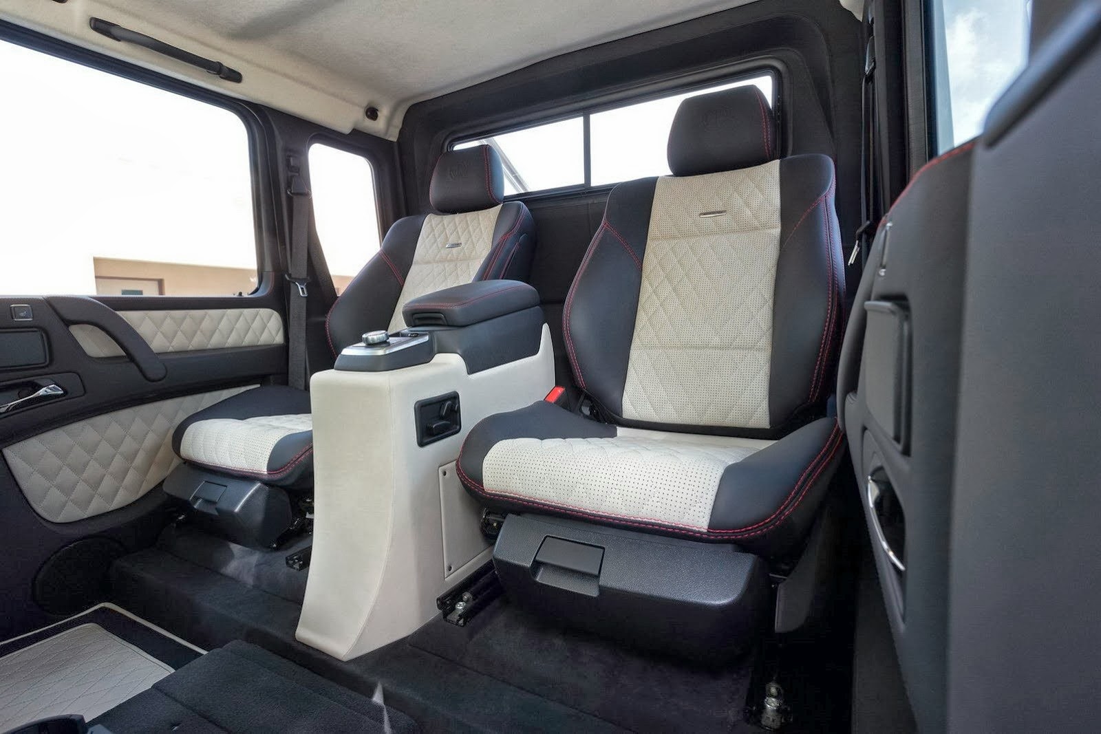 [Mercedes-Benz-G63-AMG-6x6-9%255B3%255D.jpg]