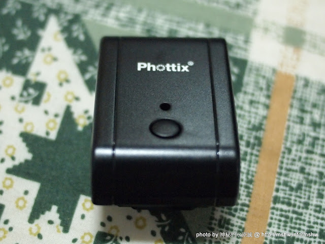 讓你輕鬆離機閃! ~ "Phottix Aster PT-V4 無線閃燈觸發器"開箱 3C/資訊/通訊/網路 嗜好 攝影 新聞與政治 硬體 開箱 