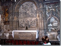 2005.08.19-005 sculptures dans la cathédrale
