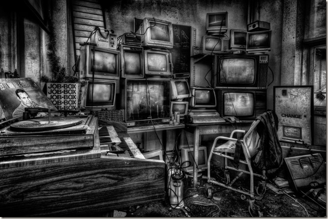televisions_by_illpadrino-d38dezh