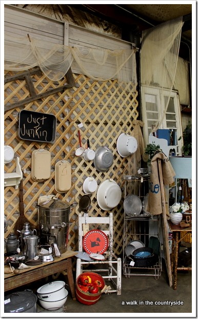 antique booth display
