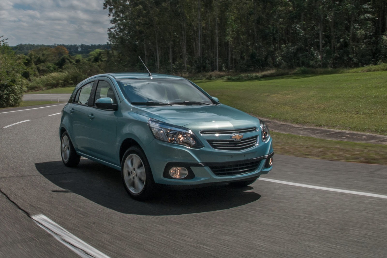 [2014-Chevrolet-Agile-49%255B2%255D.jpg]