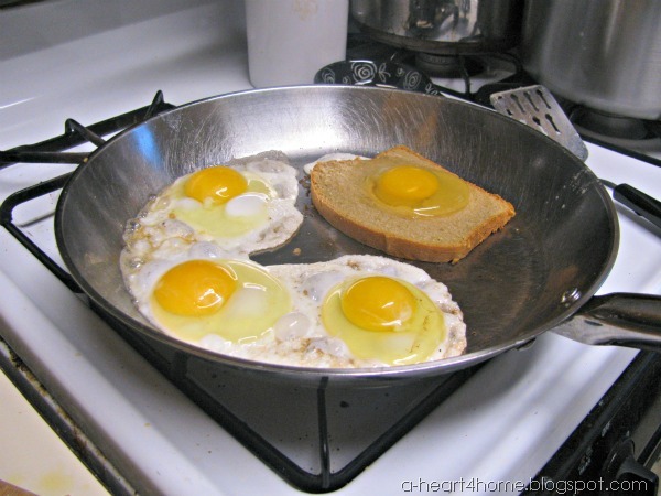 [fried-eggs3.jpg]