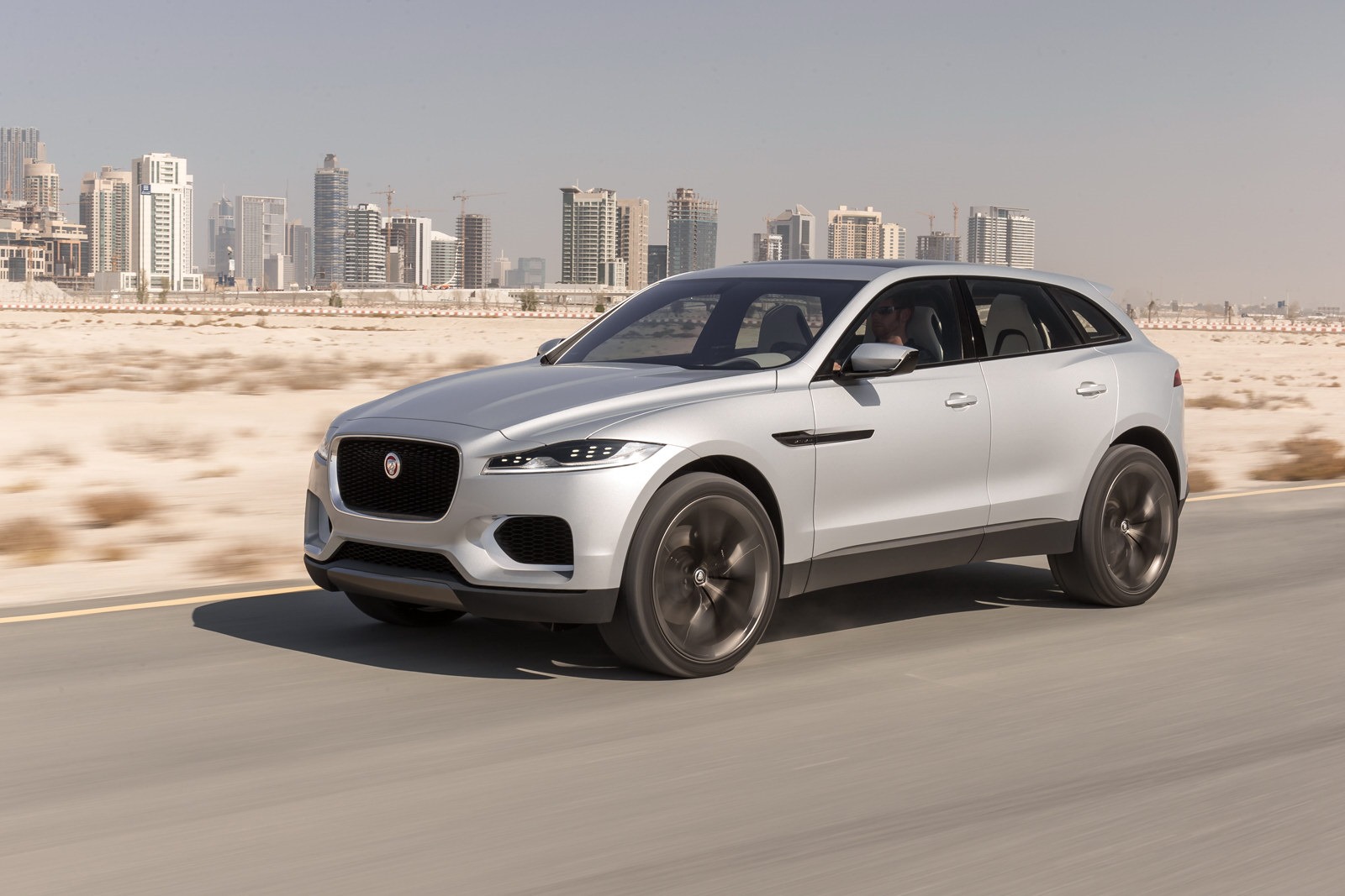 [Jaguar-C-X17-Dubai-18%255B2%255D.jpg]