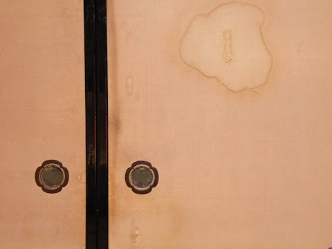 霧吹きをかけすぎて輪染みになってしまいました
