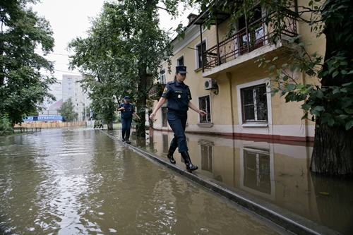 Военные борются с паводками на Дальнем Востоке