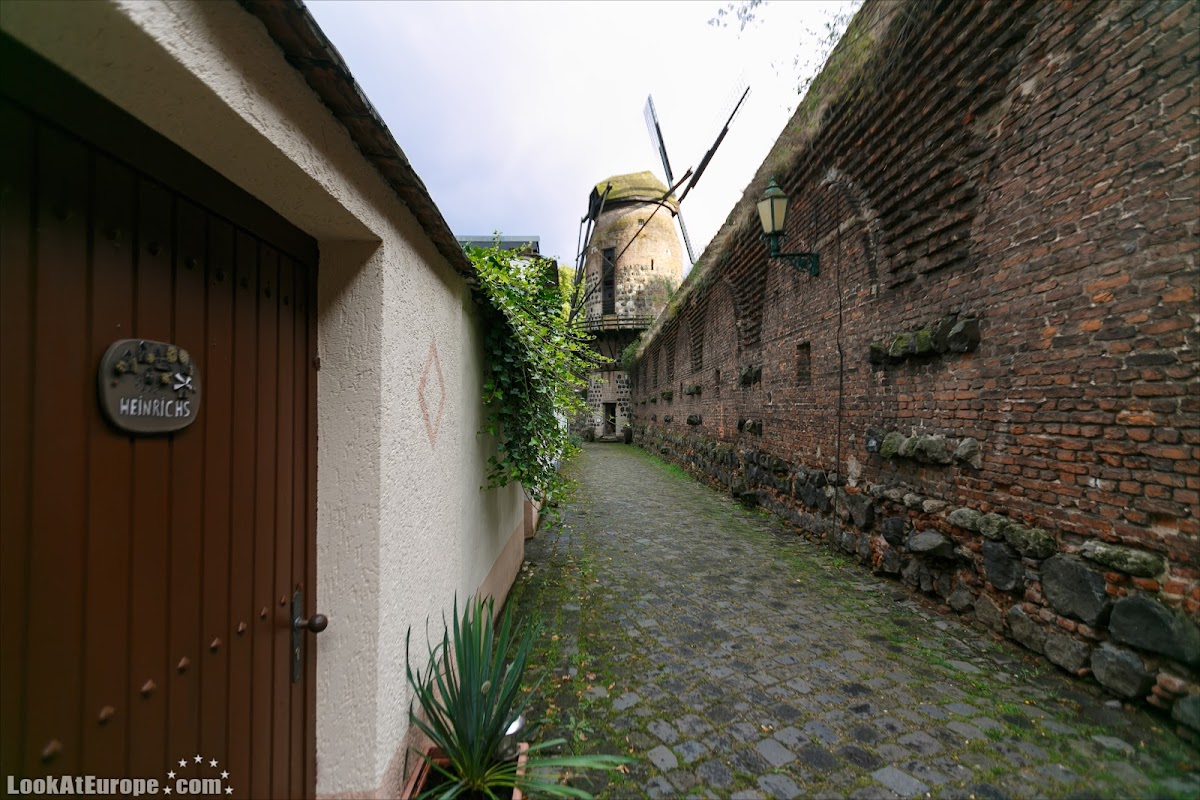 LookAtEurope.com | Европейские фото путешествия. Германия, Дормаген. Крепость-таможня Цонс | Germany, Dormagen Zons