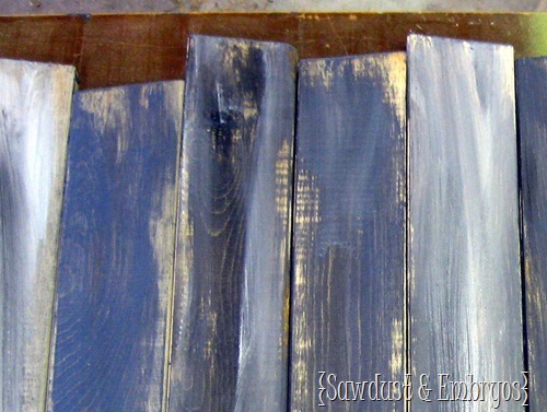 DIY Aged & Distressed Barn Boards {by Sawdust & Embryos}
