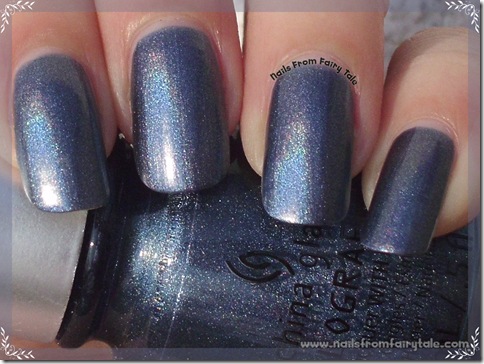 China Glaze Hologlam Collection – Strap on your Moonboots