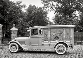 [1924-photo-of-Lincoln-hearse3.jpg]