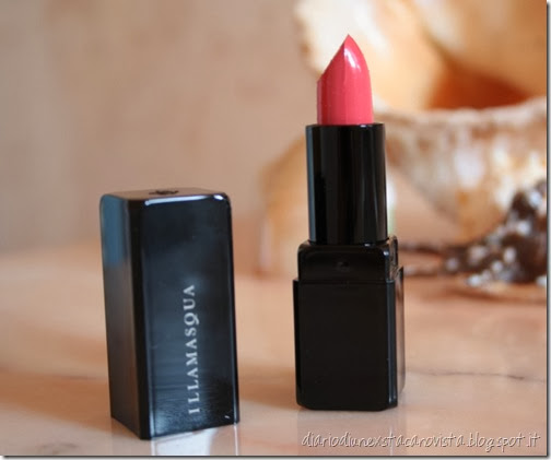 Illamasqua rossetto scandal lipstick