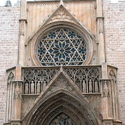 0026 - Rosetón y gabletes