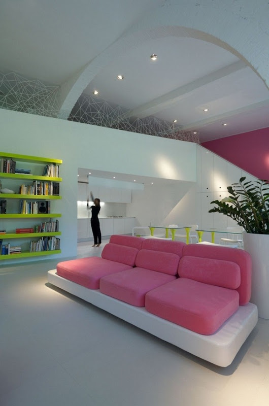 Pink-sofa