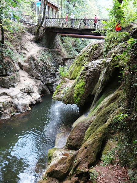 Pod peste cascada Bigar