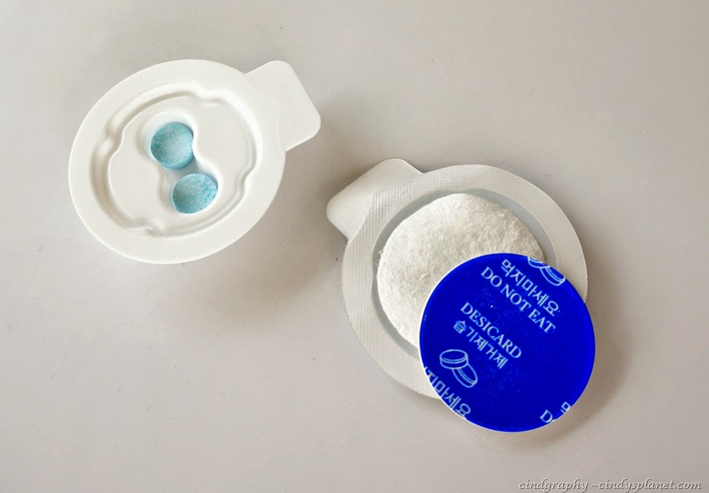 [Laneige%2520Water%2520Bank%2520Essence14%255B3%255D.jpg.webp]