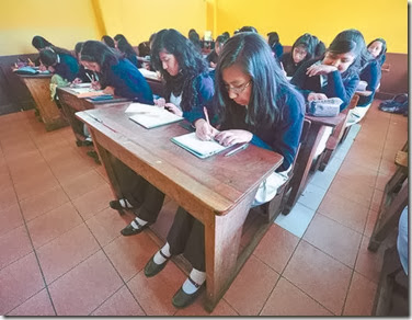 El 60% de los edificios escolares alberga a más de dos unidades en La Paz (2013)