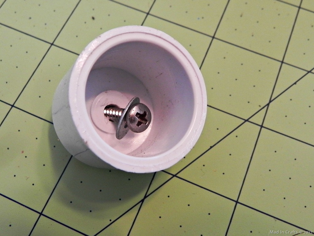 [pvc-cap-washer-and-screw7.jpg]