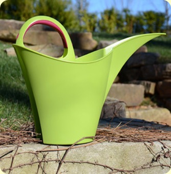 Keira watering can apple green
