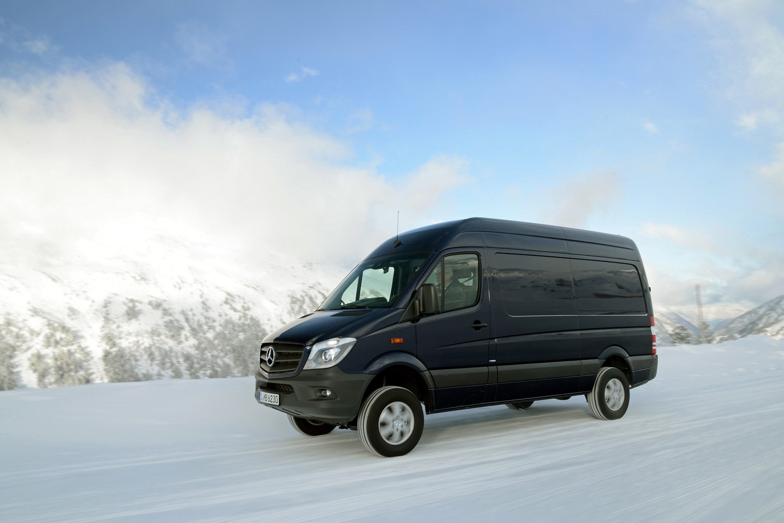 [Mercedes-Benz-Sprinter-4x4-20%255B2%255D.jpg]