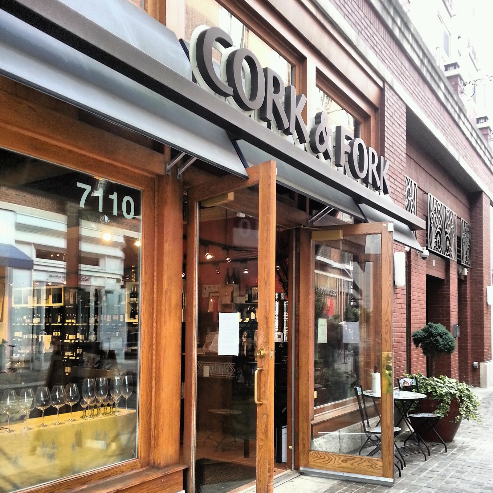 Robert Dyer Bethesda Row ITALIAN WINE TASTING TODAY AT CORK AND FORK