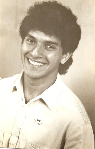 [UBIRA%2520ESSA%255B3%255D.jpg]