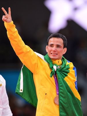 [Brasil-tem-comeo-promissor-em-Londre.jpg]