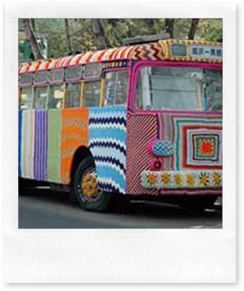knitting-city-bus