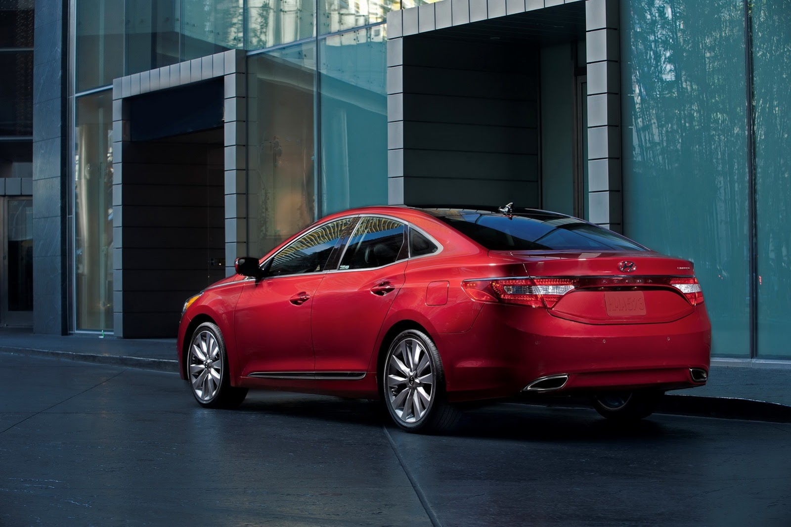 [2014-Hyundai-Azera-23%255B2%255D.jpg]
