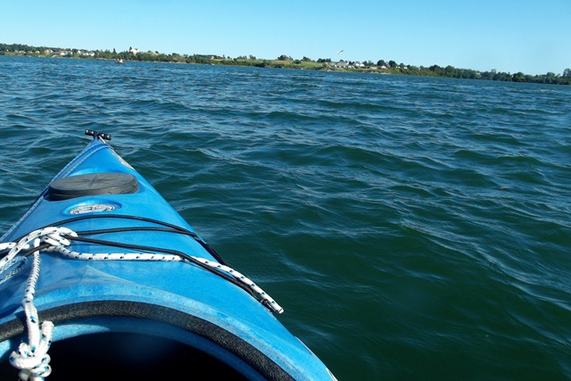 [kayaking%2520the%2520bay%2520by%2520Sunset%2520Point%2520182%255B3%255D.jpg]
