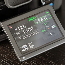 380575-tilting-lcd.jpg