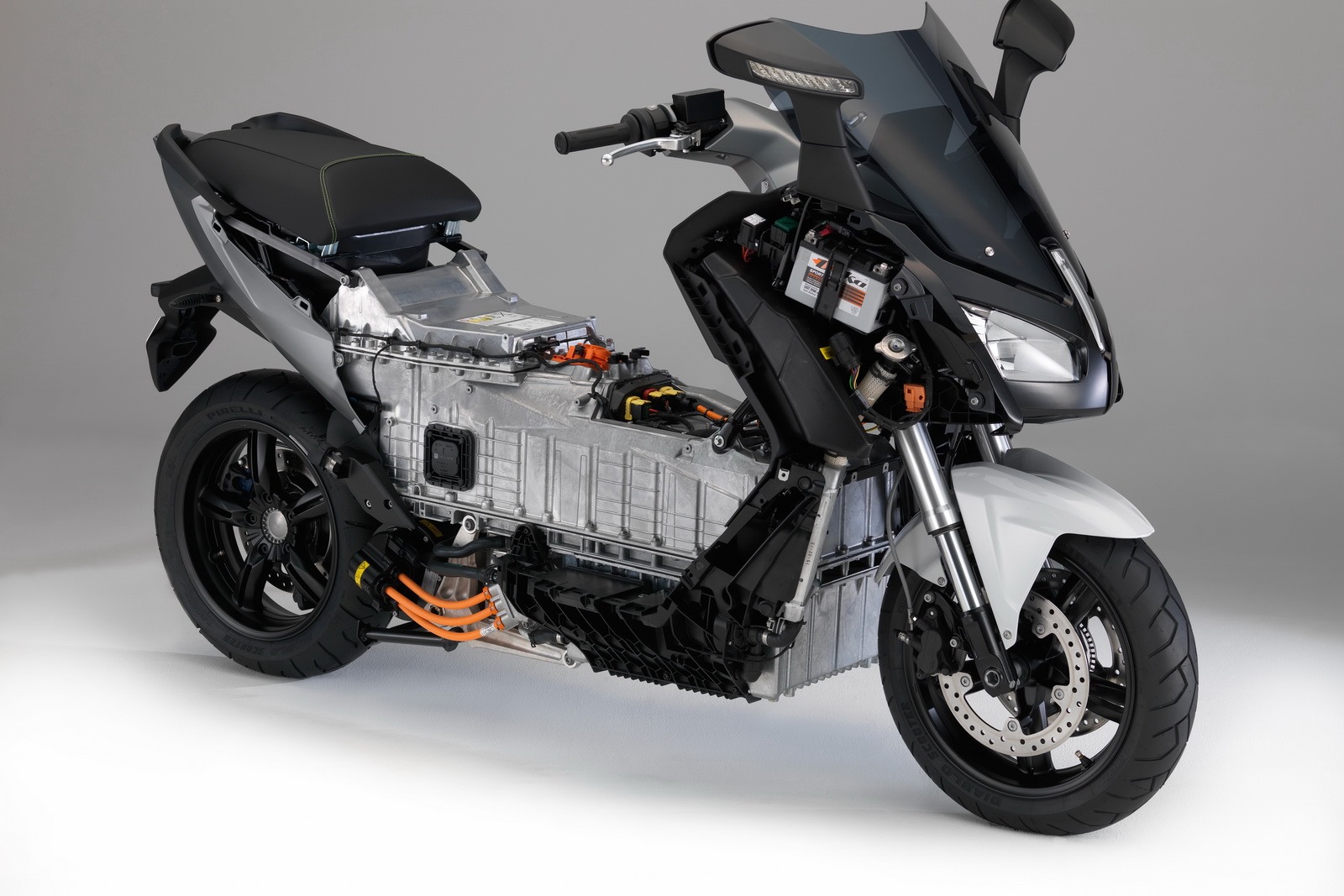 [BMW-Electric-Scooter-59%255B4%255D.jpg]