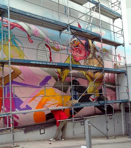 Graffiti Künstler buchen für Fassadenbemalung