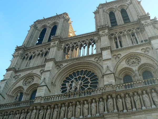 4. Notre Dame.JPG