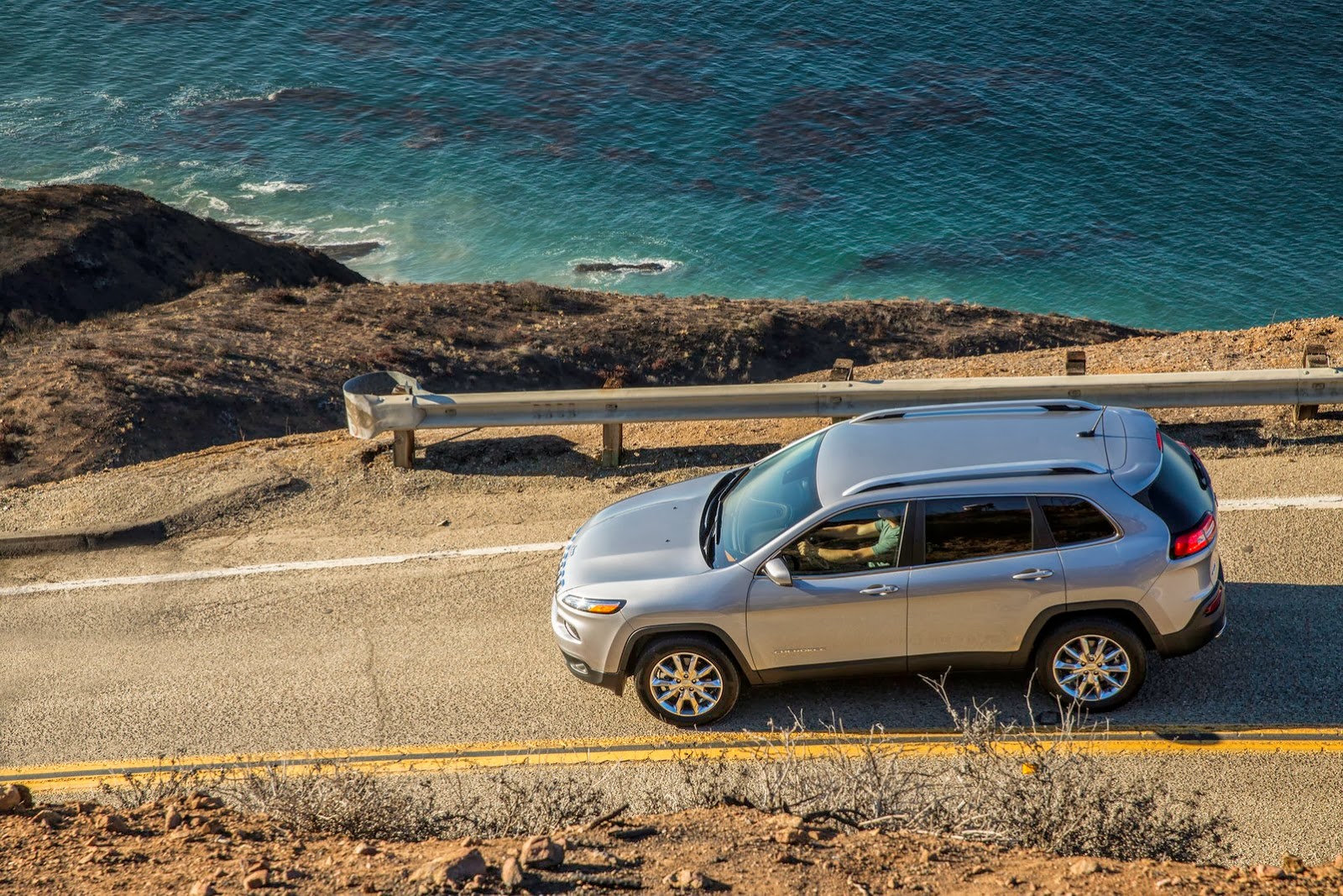 [Jeep-Cherokee-2%255B2%255D.jpg]