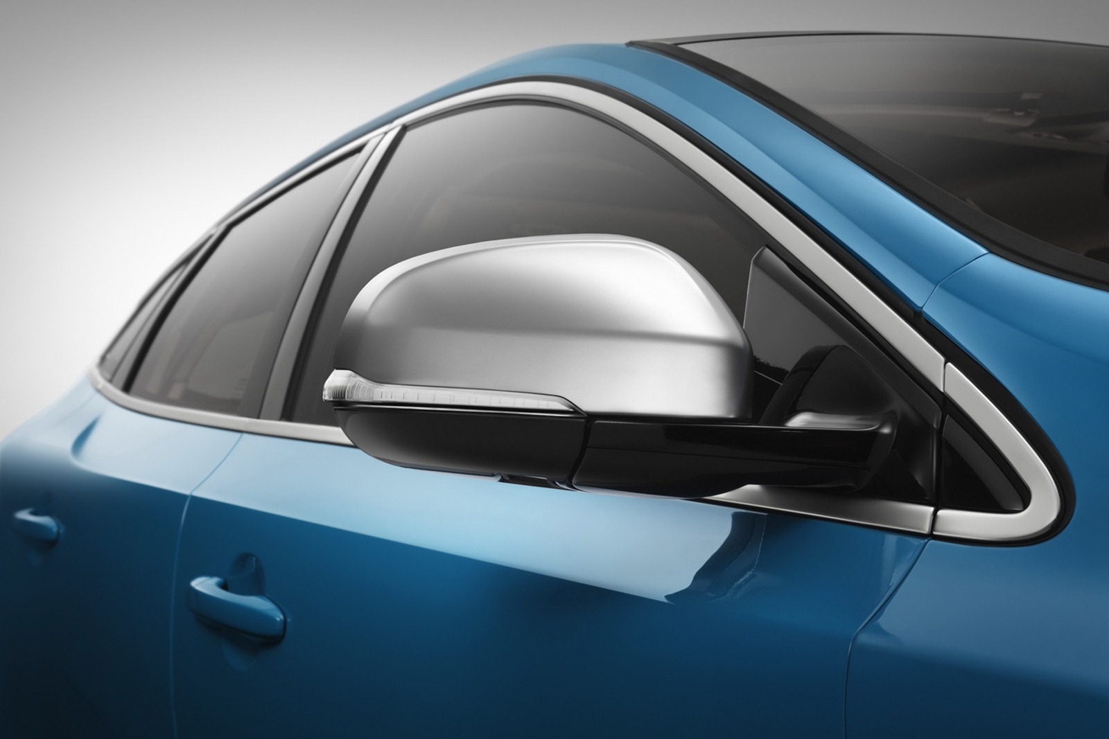 [2013-Volvo-V40-R-Design-14%255B2%255D.jpg]