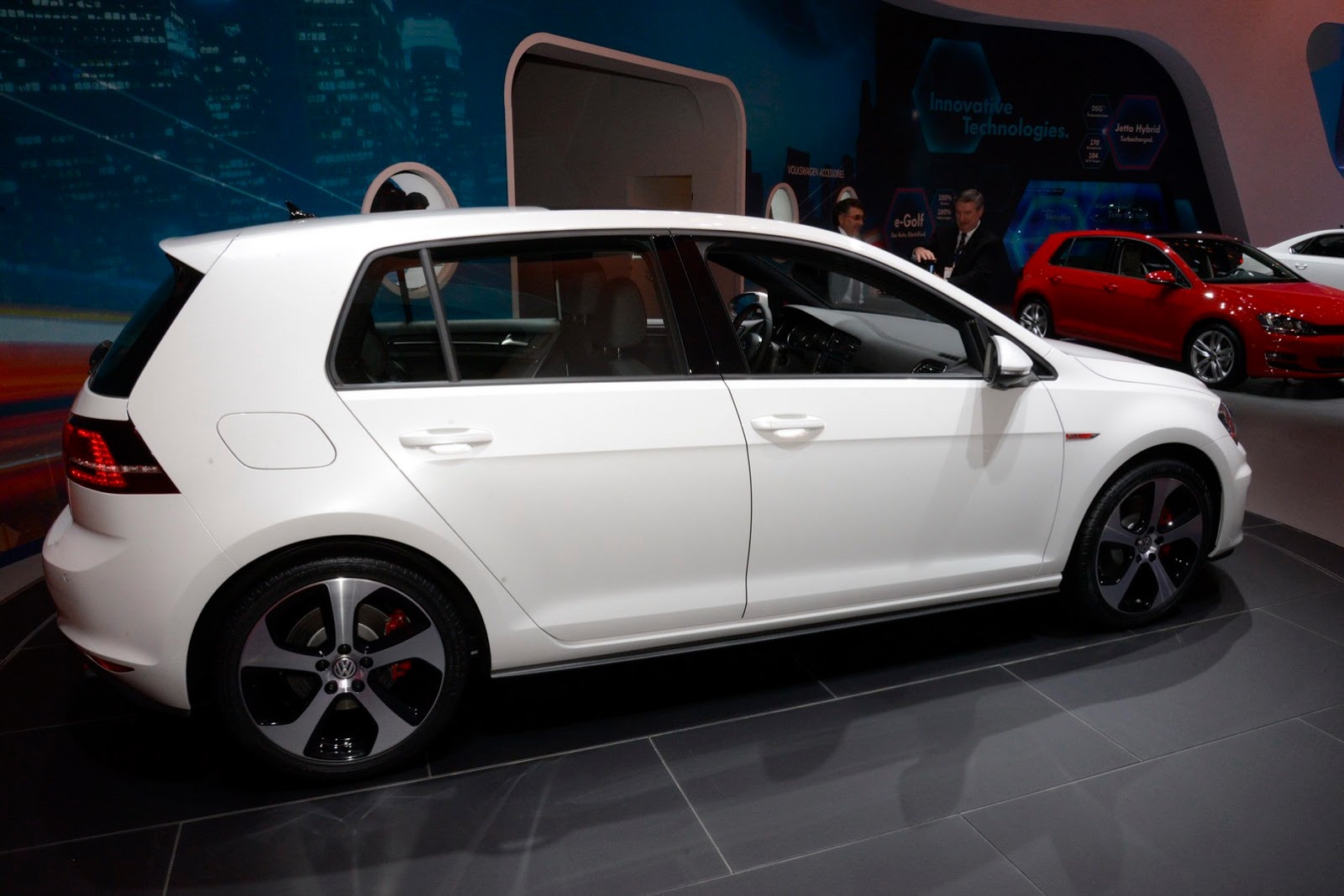 [2013-Los-Angeles-Auto-Show-388%255B2%255D.jpg]