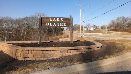 Lake Olathe and Park Northeast Entrance