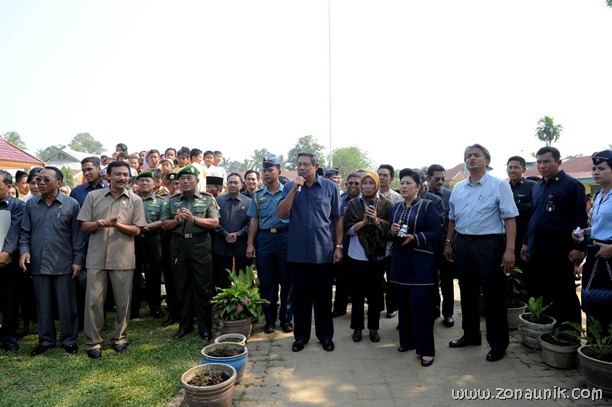 foto keseharian Presiden Indonesia Susilo Bambang Yudhoyono (32)