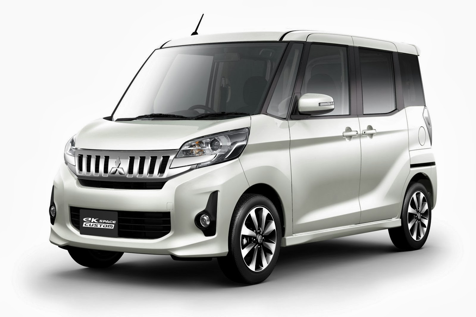 [Mitsubishi-eK-Space-02%255B2%255D.jpg]