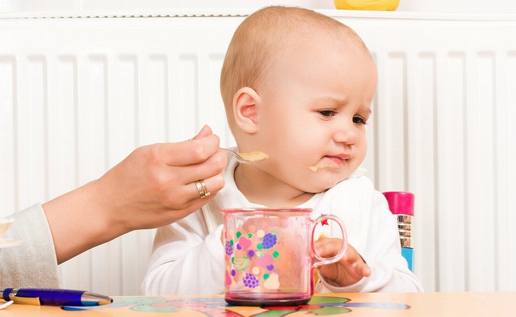 Kết quả hình ảnh cho trẻ lười ăn phải làm thế nào