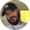 D js profile picture