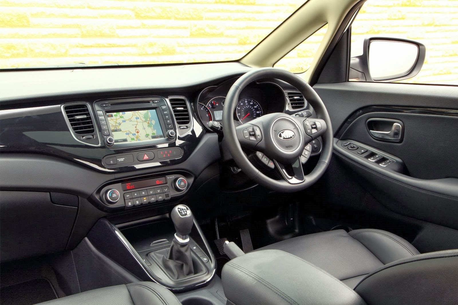 [Kia-Carens-New-3%255B2%255D.jpg]