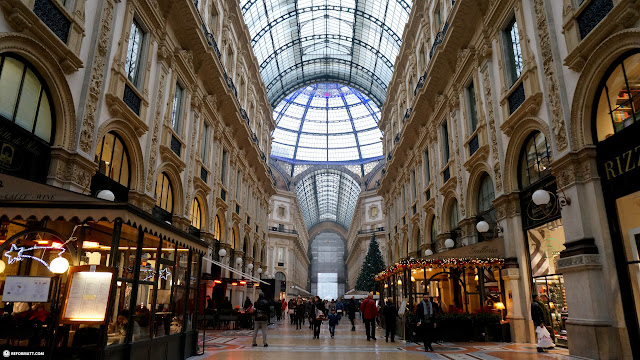 gorgeous mall in Milan - Galleria Vittorio Emanuele II in Milan, Italy 