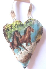 2011 fabric ornament horse heart