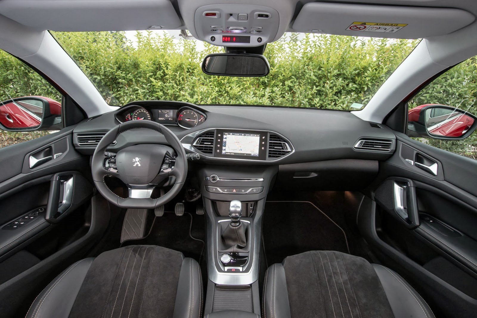 [New-Peugeot-308-6%255B2%255D.jpg]
