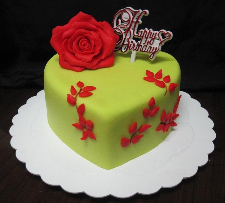[lime%2520green%2520with%2520red%2520rose%2520heart%2520cake%255B3%255D.jpg]