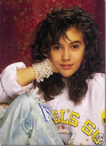 Alyssa Milano Was a Big Bopper in the 90s [40 Photos]