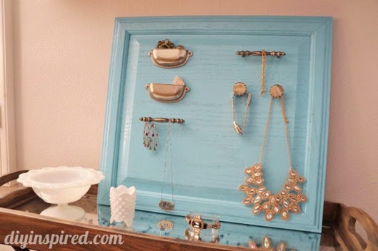 repurposed-cabinet-door-jewelry-organizer