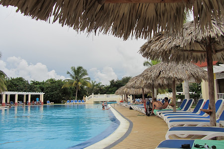Vacanta in piscina in Cuba